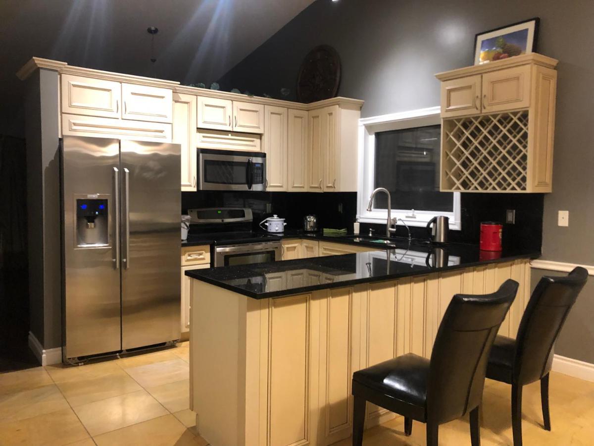 Citadel Hills Valley YYC Екстериор снимка